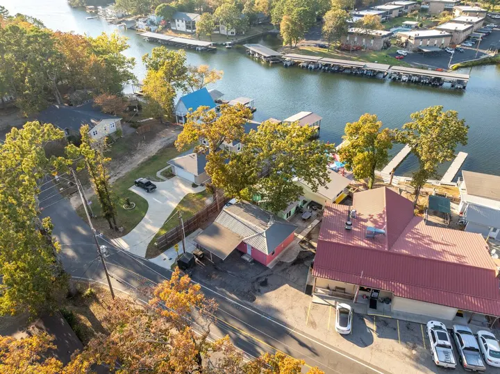 Flamingo Flophouse in Hot Springs, Arkansas